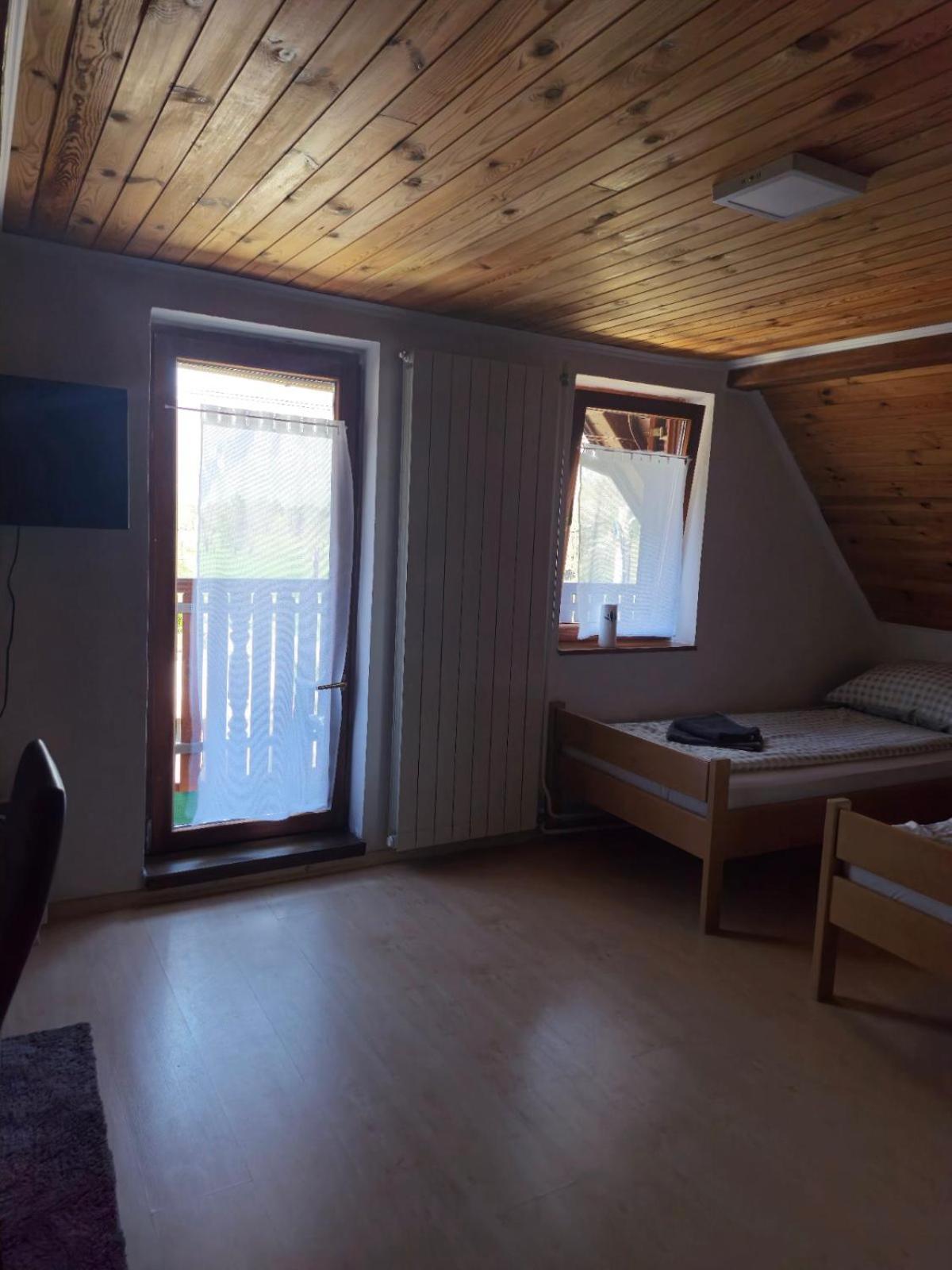 Appartement Kometer Soba à Bovec Extérieur photo