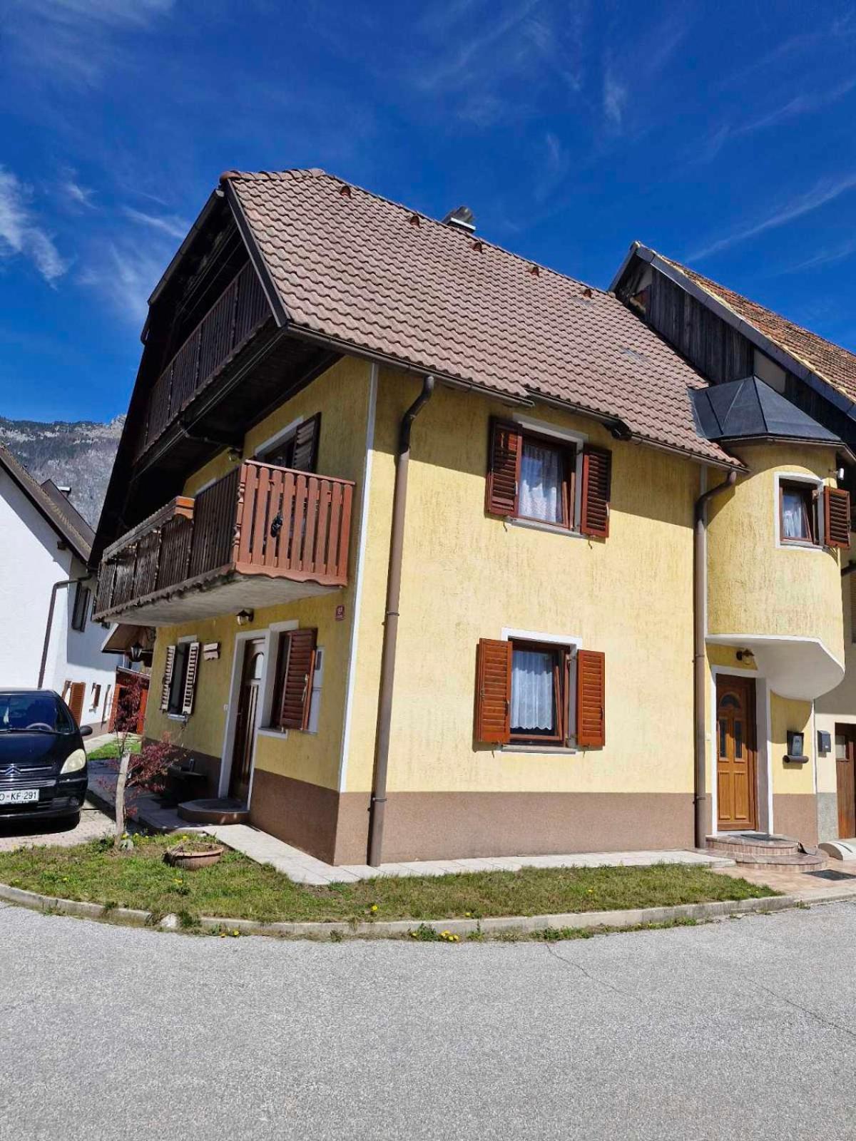 Appartement Kometer Soba à Bovec Extérieur photo